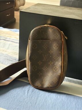 Louis Vuitton Monogram Canvas Crossbody Belt Bag in Brown